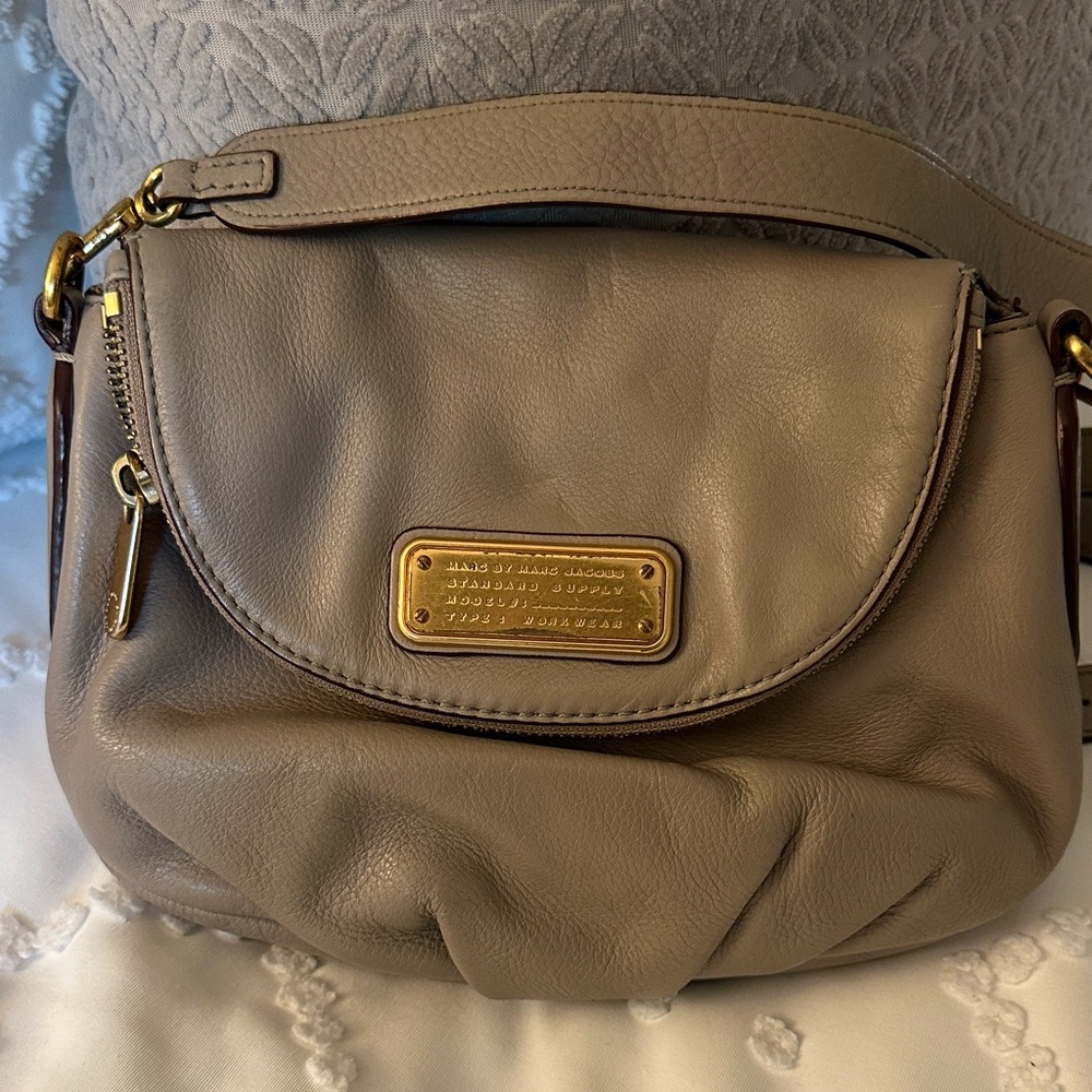 Marc Jacobs Beige Leather Crossbody Bag